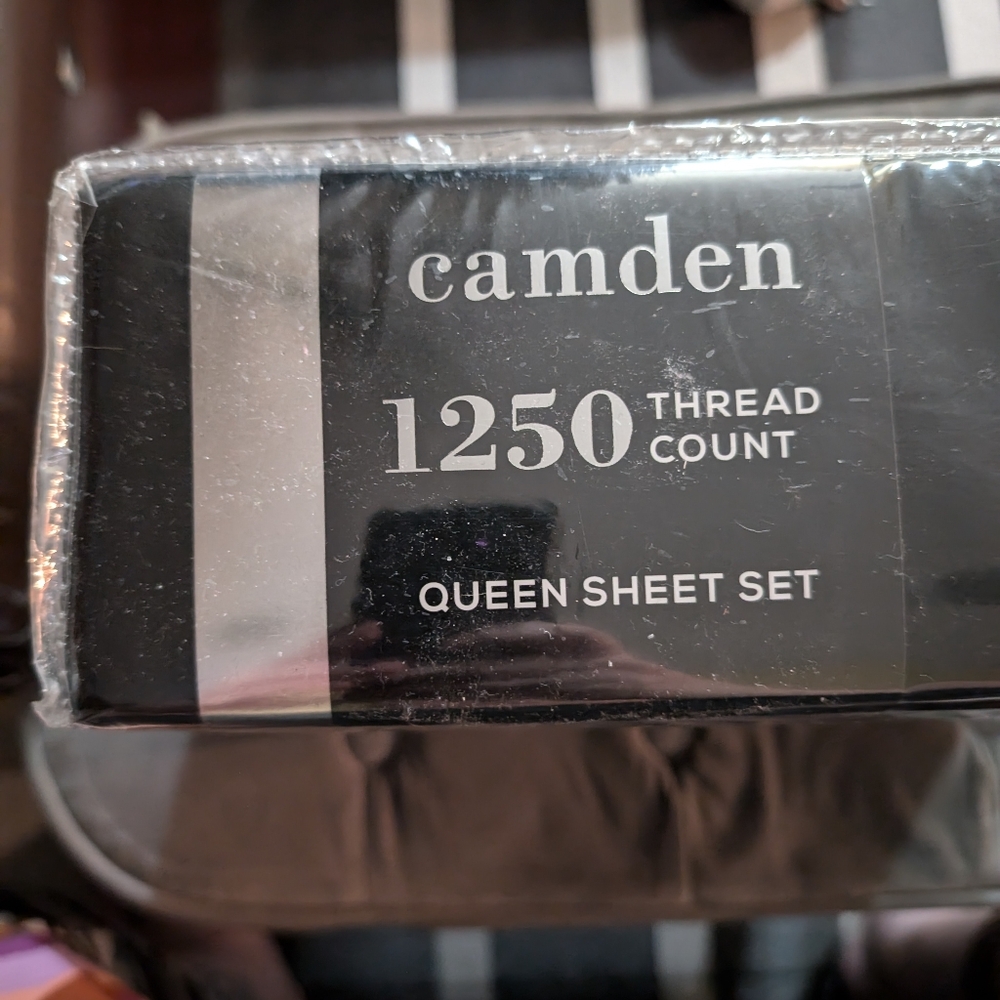 Camden Sateen 1250 Thread Count 4 Pc. Queen Sheet Set Black